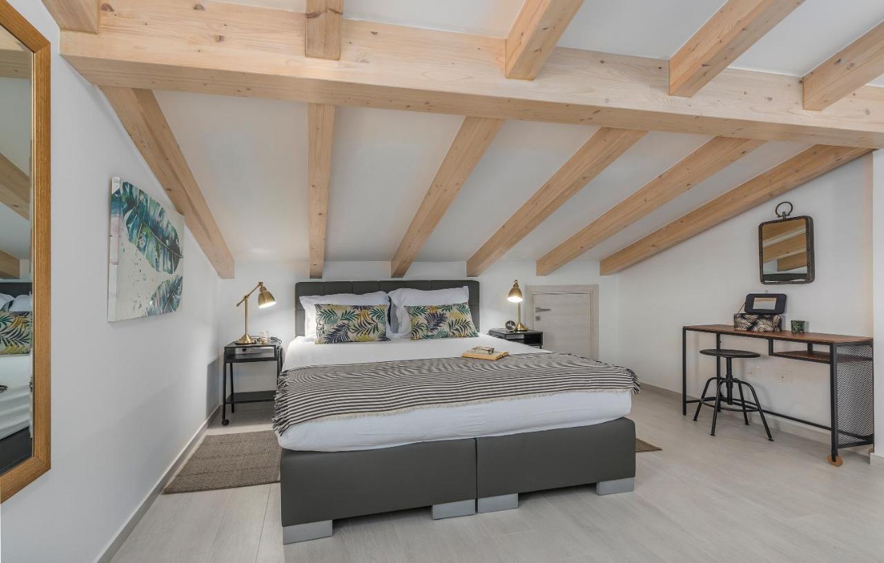 Apart Residence-Galant Rovigno Esterno foto