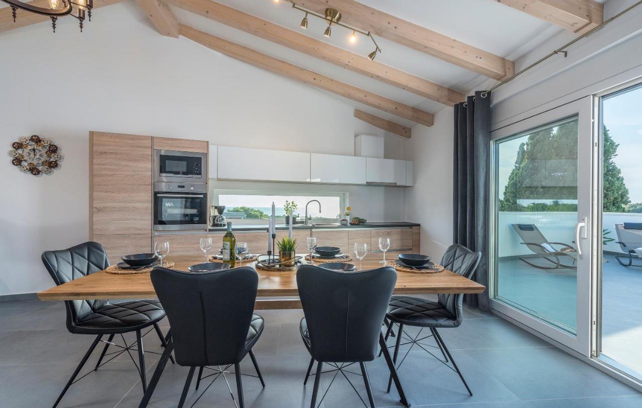 Apart Residence-Galant Rovigno Esterno foto