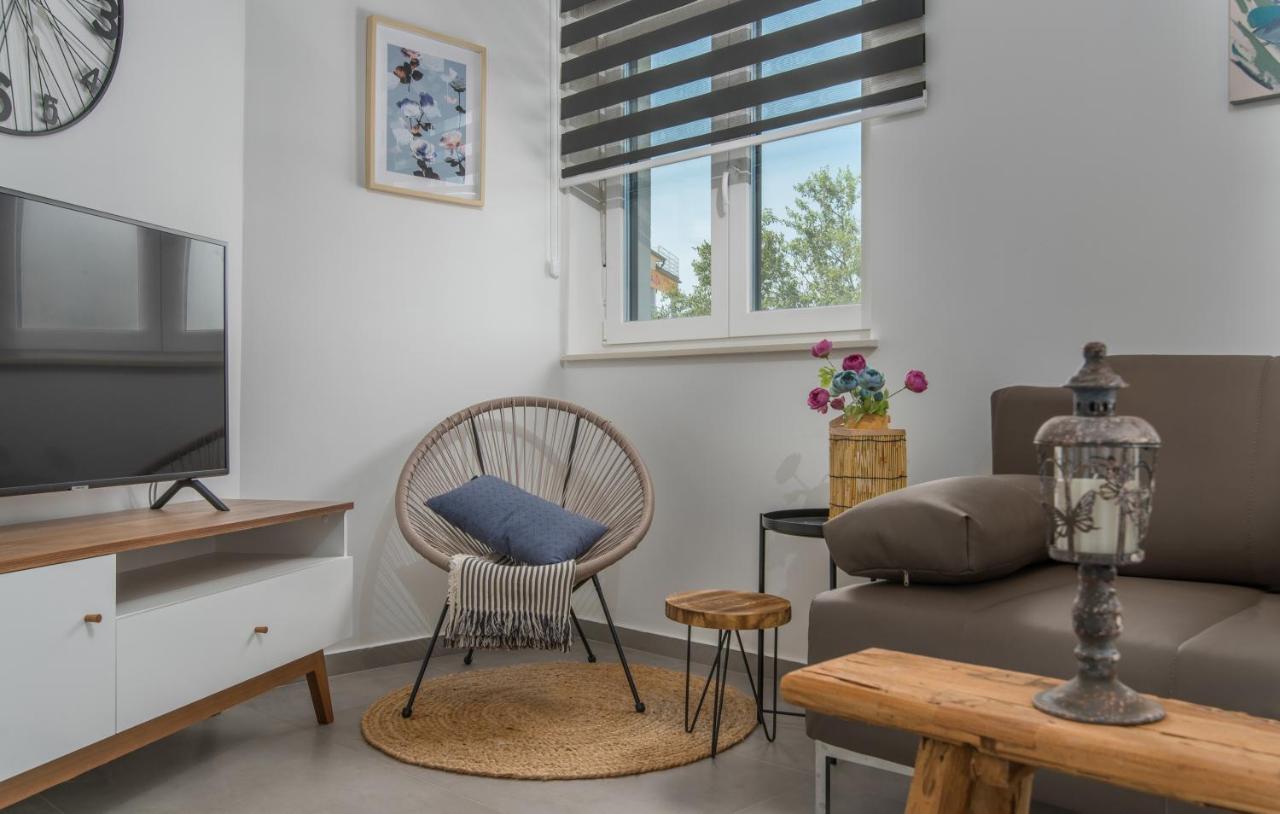 Apart Residence-Galant Rovigno Esterno foto